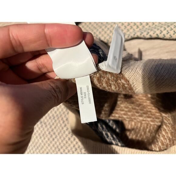 J Crew- Rugged merino wool-blend bird's-eye sweater/ L - Picture 8 of 8